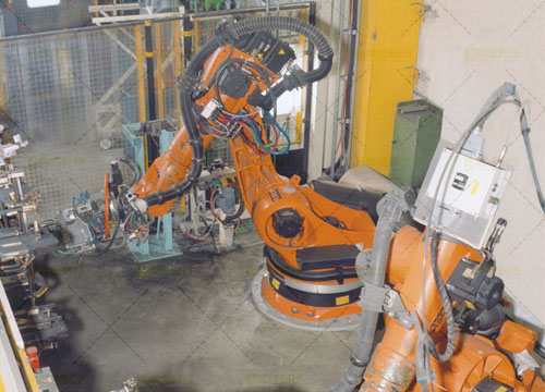 焊接<a href='http://www.yamin.net.cn' target='_blank'><u>機(jī)器人工作站</u></a>