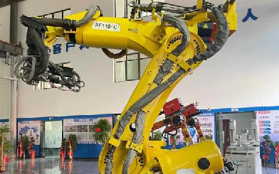 大負載的工業機器人逐漸占據國內市場的優選
